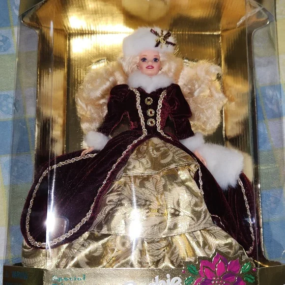 Vintage Happy Holidays Barbie 1996 - Picture 2 of 3